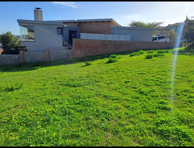 585M² VACANT LAND FOR SALE IN MONTE CHRISTO